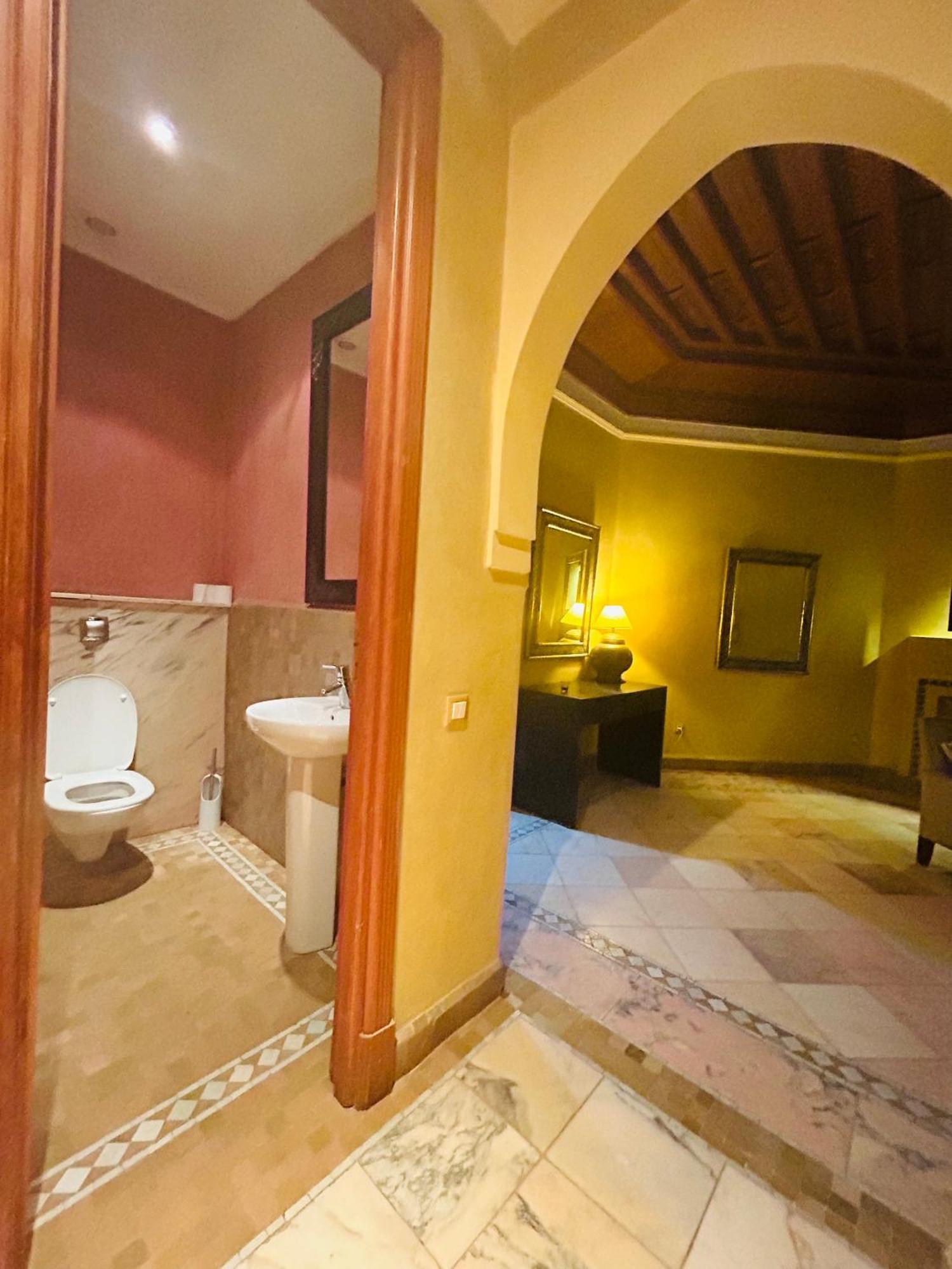 Appartement Spacieux Avec Piscine A La Palmeraie Marrakesh Exteriör bild